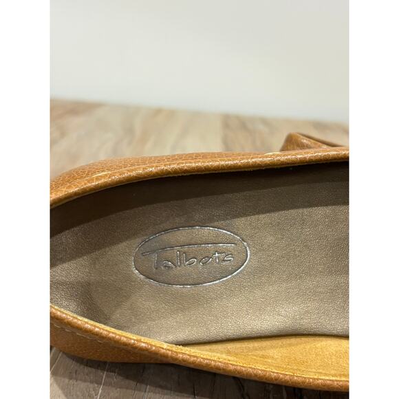Talbots Camel Colored Slip on Driving Leather Loafers Brown Size 9.5 - Picture 9 of 11